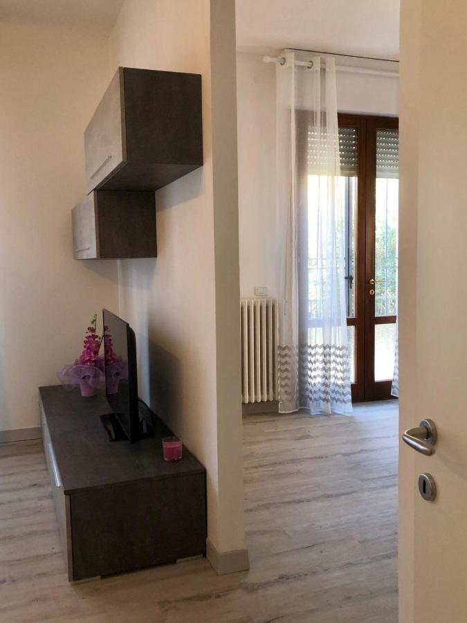 Casa "I Due Ulivi" Villa Fastiggi Pesaro Ngoại thất bức ảnh